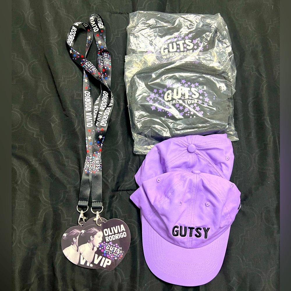 OLIVIA RODRIGO TOUR, pack con mercaderia del tour GUTS